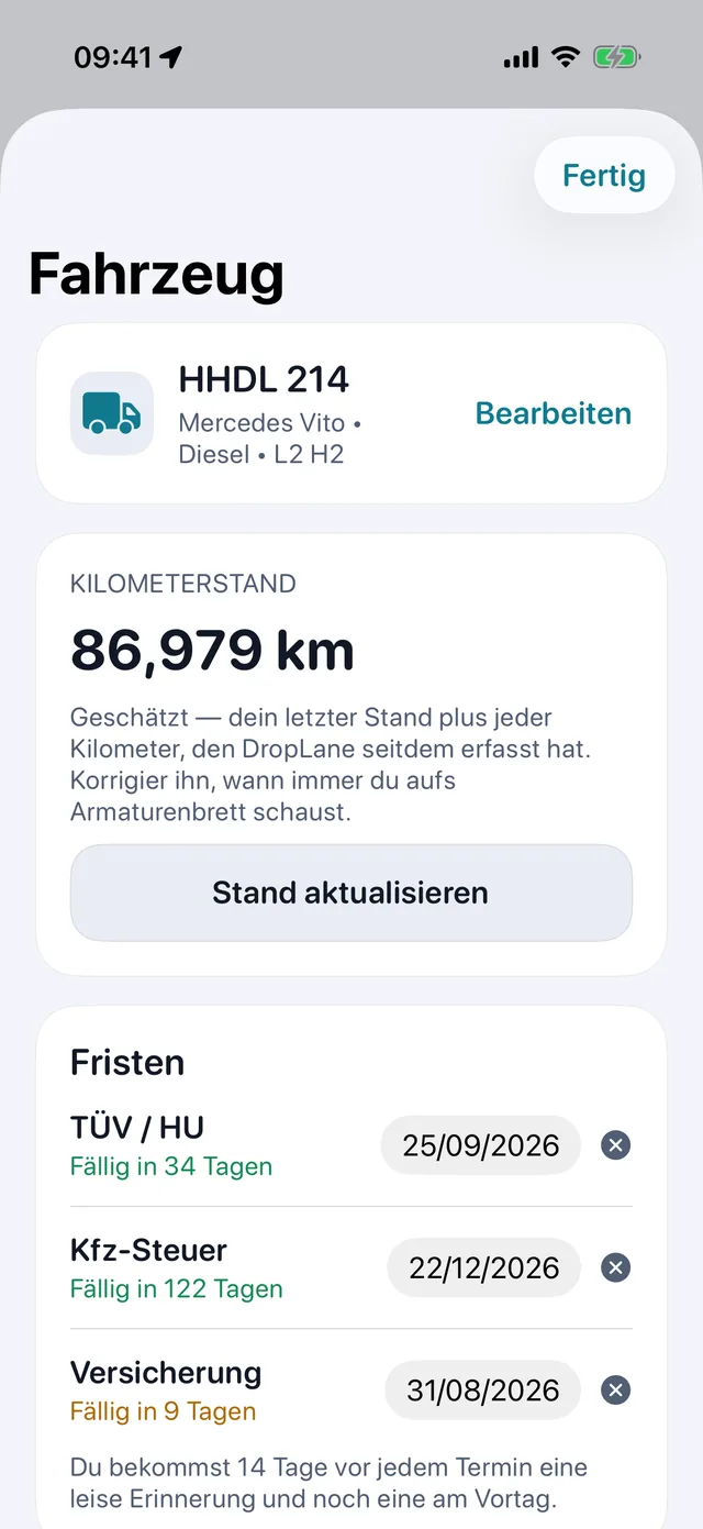Fahrzeug — TÜV, Steuer und Versicherung, bevor sie fällig werden.