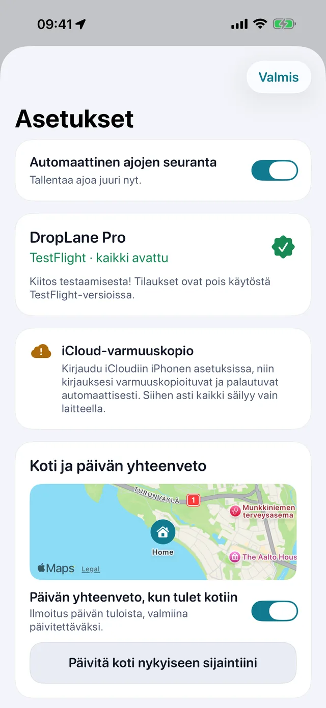 Asetukset — Kilometrit vai mailit. Vaalea vai tumma.